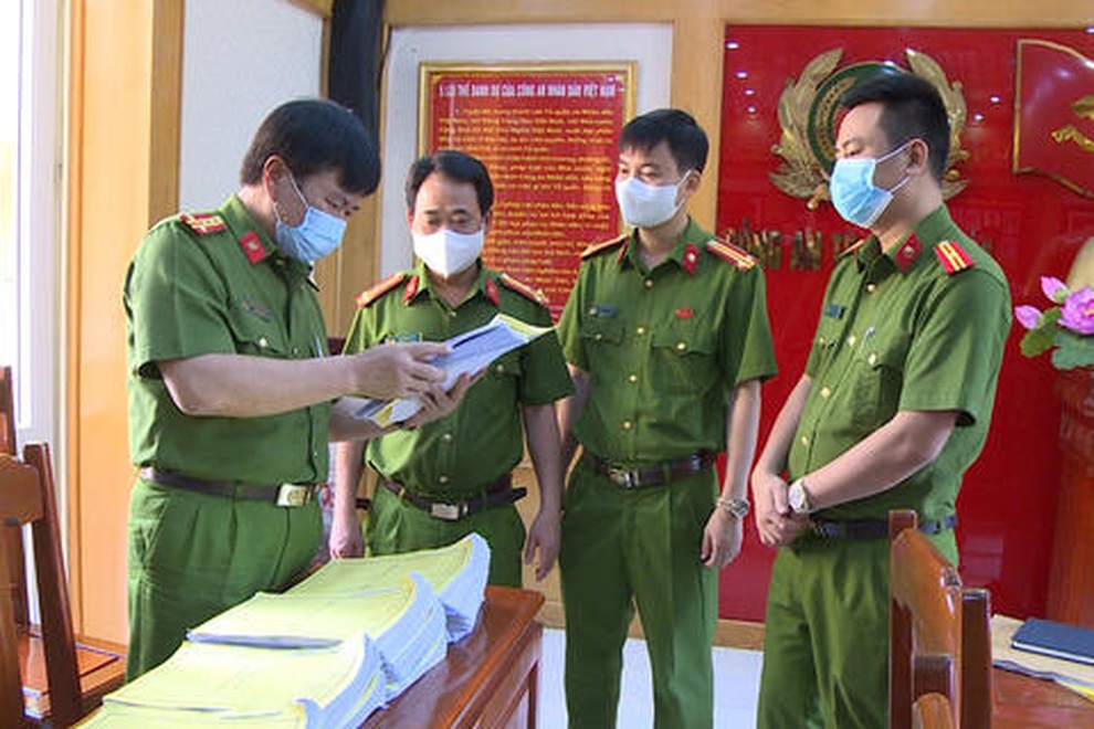 Thủ đoạn tinh vi của đường dây mua bán hóa đơn nghìn tỷ - 3 Thủ đoạn tinh vi của đường dây mua bán hóa đơn nghìn tỷ - 3