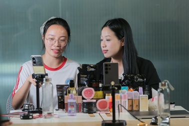 Học phí các đại học “nghìn tỷ” ở TPHCM: Có ngành thu 1,5 tỷ đồng/sinh viên