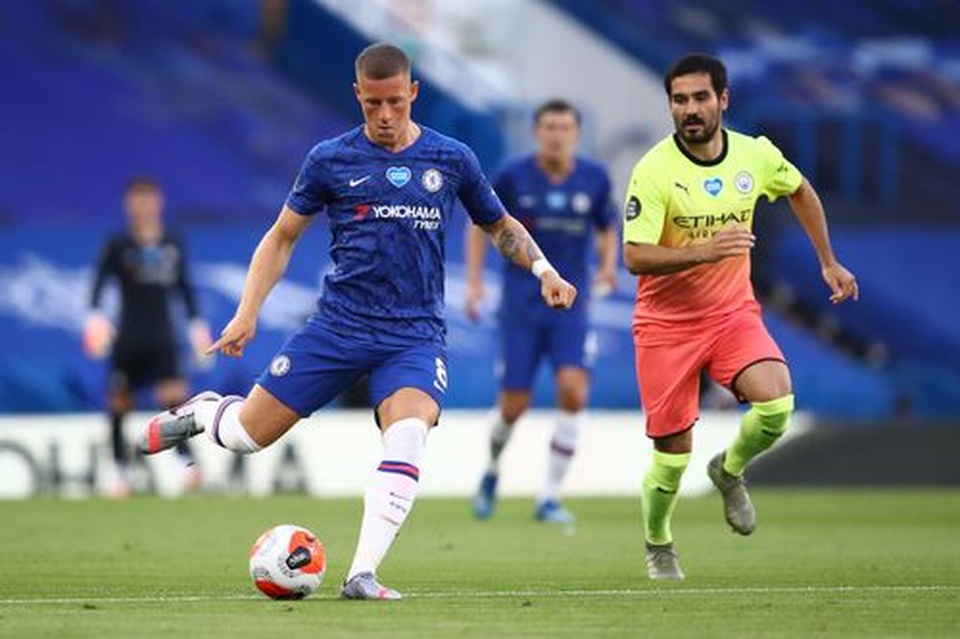 Gục ngã trước Chelsea, Man City dâng ngôi vô địch cho Liverpool - 10 Gục ngã trước Chelsea, Man City dâng ngôi vô địch cho Liverpool - 10