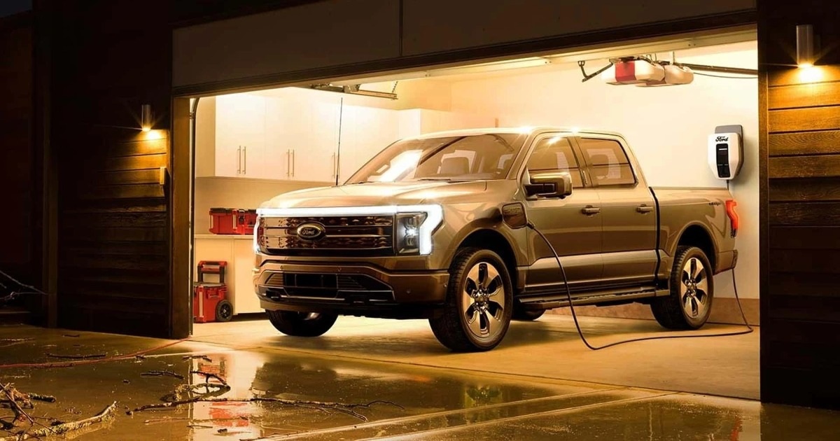Xe bán tải điện F-150 Lightning ế ẩm, Ford cân nhắc dừng bán