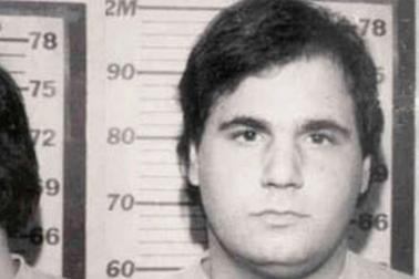 Nữ cảnh sát làm "mồi nhử" để bắt kẻ giết người hàng loạt trên xa lộ