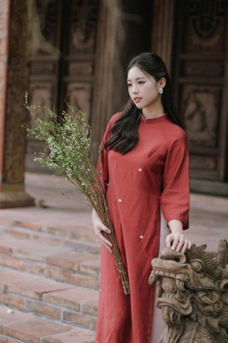Châu Anh: Quân nhân đầu tiên là Á hậu, xinh đẹp, cao 1,7m - 7