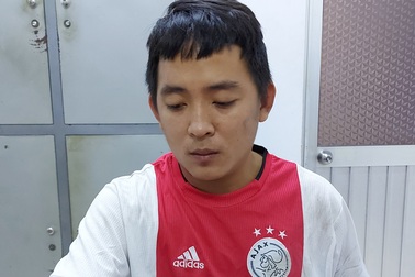 Khởi tố y sĩ quay clip nhạy cảm để tống tình, tiền cô gái cùng dãy trọ