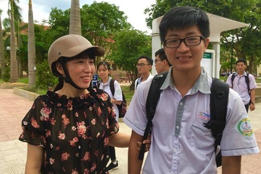 Thí sinh viêm ruột thừa hoãn mổ, tiêm thuốc giảm đau để đến trường thi