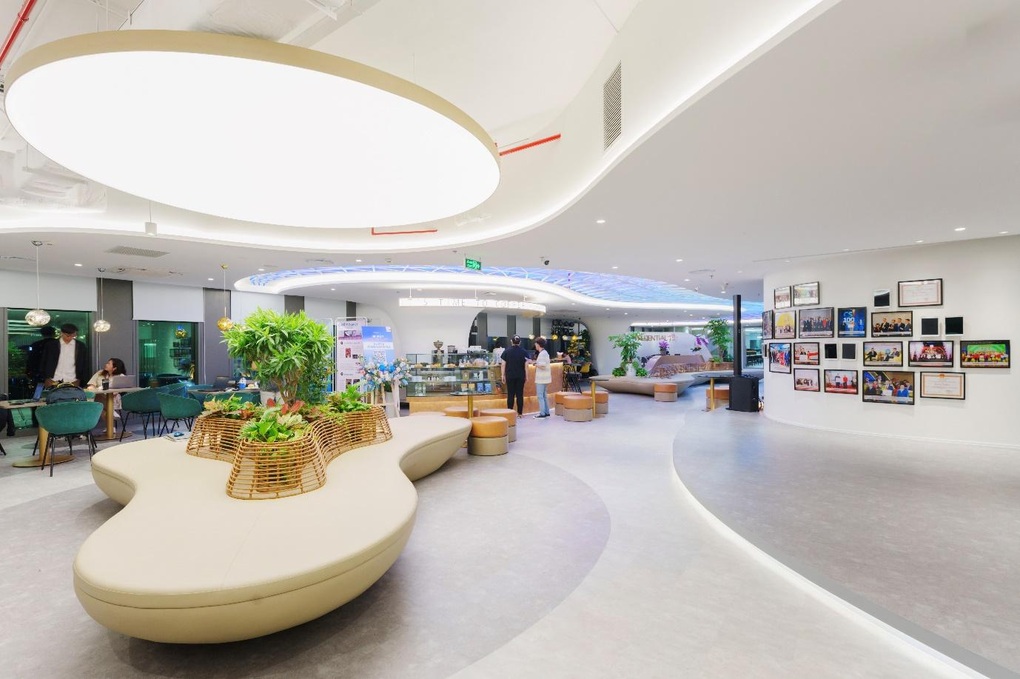 Prudential khai trương văn phòng mới tại quận 7 - 2 Prudential khai trương văn phòng mới tại quận 7 - 2