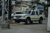 Ông Đoàn Ngọc Hải tạm dừng cuộc ra quân, ô tô lại đậu tràn vỉa hè