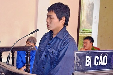 19 năm tù cho kẻ sát hại nữ sinh lớp 8 trong vườn mía