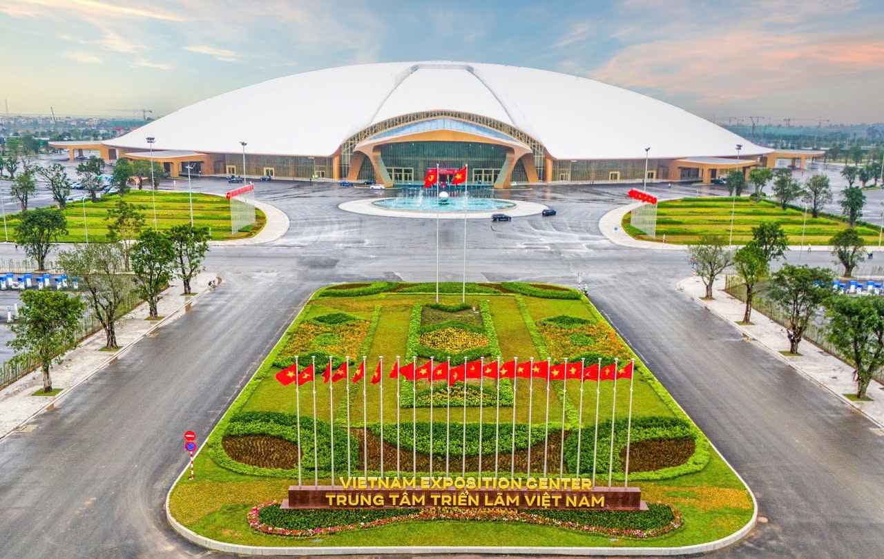 Vingroup và kỳ tích hoàn thành Trung tâm Triển lãm Việt Nam sau gần 10 tháng - 1
