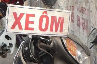 Câu chuyện hạnh phúc của ông bố chạy xe ôm