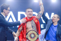 Đánh bại cao thủ Hàn Quốc, Trương Đình Hoàng được WBA vinh danh