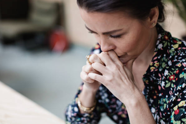 Bố mẹ cho tiền không công bằng khiến nàng dâu cả uất ức