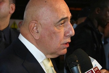 Thua lỗ kỷ lục, AC Milan quyết không bán “ngôi sao”