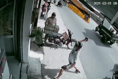 Tiệm thuốc tây ở Sài Gòn bị tạt sơn, mắm tôm 6 lần