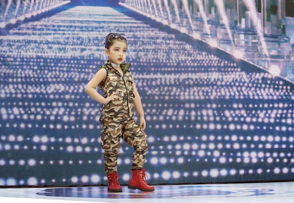Nguyễn Huy Việt giành ngôi Quán quân mẫu nhí Model kid Vietnam 2019 - 9 Nguyễn Huy Việt giành ngôi Quán quân mẫu nhí Model kid Vietnam 2019 - 9