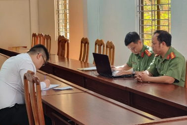 Xử phạt quản trị viên của nhóm kín chuyên báo chốt CSGT trên Zalo