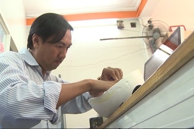 Chế tạo mũ bảo hiểm… thông gió