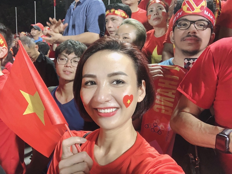 Sao Việt vỡ oà trước chiến thắng của U22 Việt Nam tại SEA Games 30 - 3 Sao Việt vỡ oà trước chiến thắng của U22 Việt Nam tại SEA Games 30 - 3