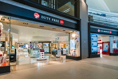 Khách Trung Quốc bị bắt vì tát nhân viên bán hàng