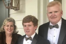 Luật sư Mỹ dàn dựng người bắn mình để con trai nhận 10 triệu USD bảo hiểm