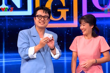 BTV Sơn Lâm thay NSND Xuân Bắc dẫn chương trình "Vua tiếng Việt" trên VTV