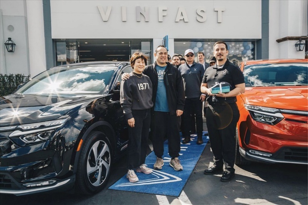 VinFast VF 8 nhận danh hiệu Xe xanh của năm 2023 - 4 VinFast VF 8 nhận danh hiệu Xe xanh của năm 2023 - 4