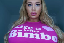 Chi hơn 1 tỷ đồng phẫu thuật thẩm mỹ, vẫn xin tiền để làm tiếp