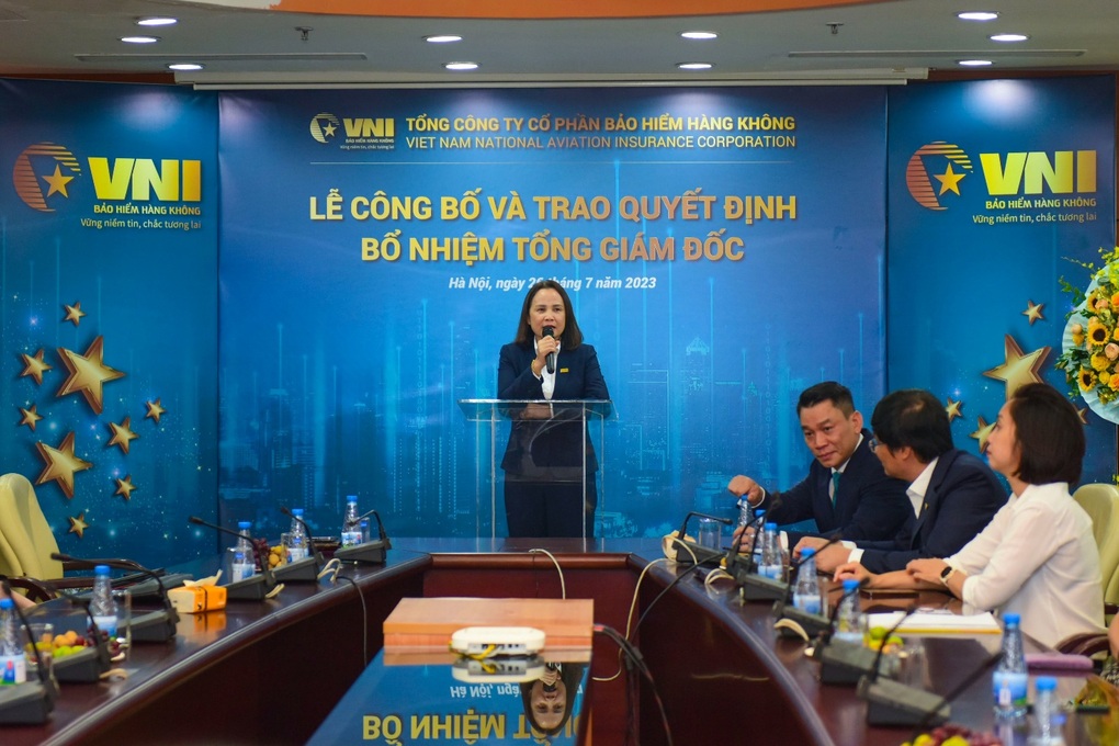 VNI công bố và trao quyết định bổ nhiệm Tổng giám đốc - 2