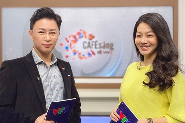 MC Hồng Nhung 'Cà phê sáng' VTV lên sóng sau 17 ngày sinh con