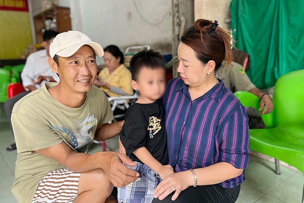 Bé 4 tuổi bị người yêu cũ của mẹ ném xuống sông: Đừng bỏ con chú ơi - 3 Bé 4 tuổi bị người yêu cũ của mẹ ném xuống sông: Đừng bỏ con chú ơi - 3