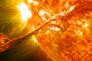 Bão Mặt Trời chỉ xảy ra một lần trong thế kỷ sắp "cập bến" Trái Đất?