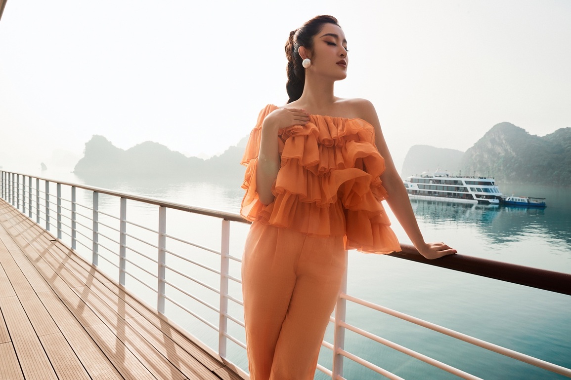Vẻ quyến rũ của Á hậu Huyền My ở tuổi 27 - 5 Vẻ quyến rũ của Á hậu Huyền My ở tuổi 27 - 5