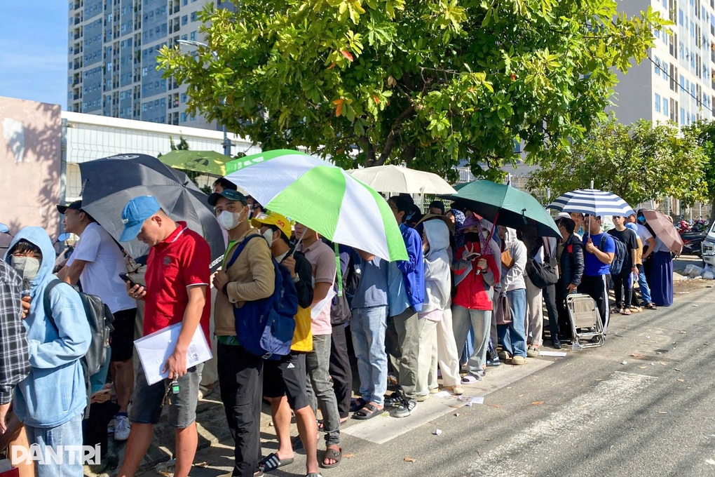 Người dân có thể nộp sổ đỏ qua VNeID; chính sách giúp mua nhà xã hội dễ hơn - 2 Người dân có thể nộp sổ đỏ qua VNeID; chính sách giúp mua nhà xã hội dễ hơn - 2