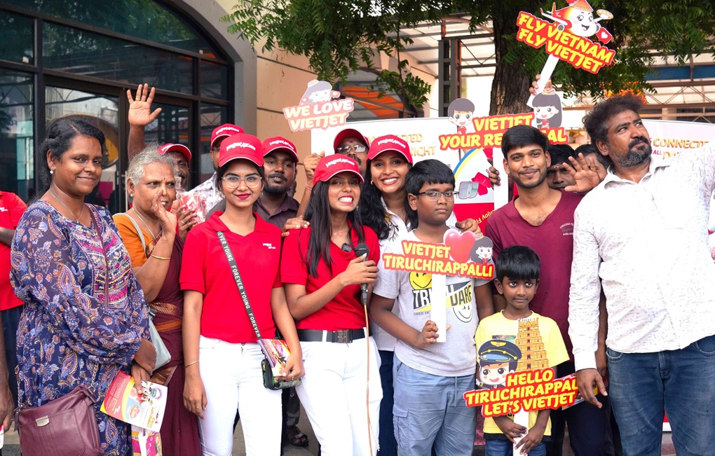 Vietjet đạt 95% kế hoạch doanh thu năm, nhận 100 triệu USD vốn từ quỹ đầu tư - 1 Vietjet đạt 95% kế hoạch doanh thu năm, nhận 100 triệu USD vốn từ quỹ đầu tư - 1