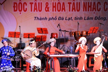 Thi độc tấu và hòa tấu nhạc cụ dân tộc tại 5 địa điểm trên cả nước