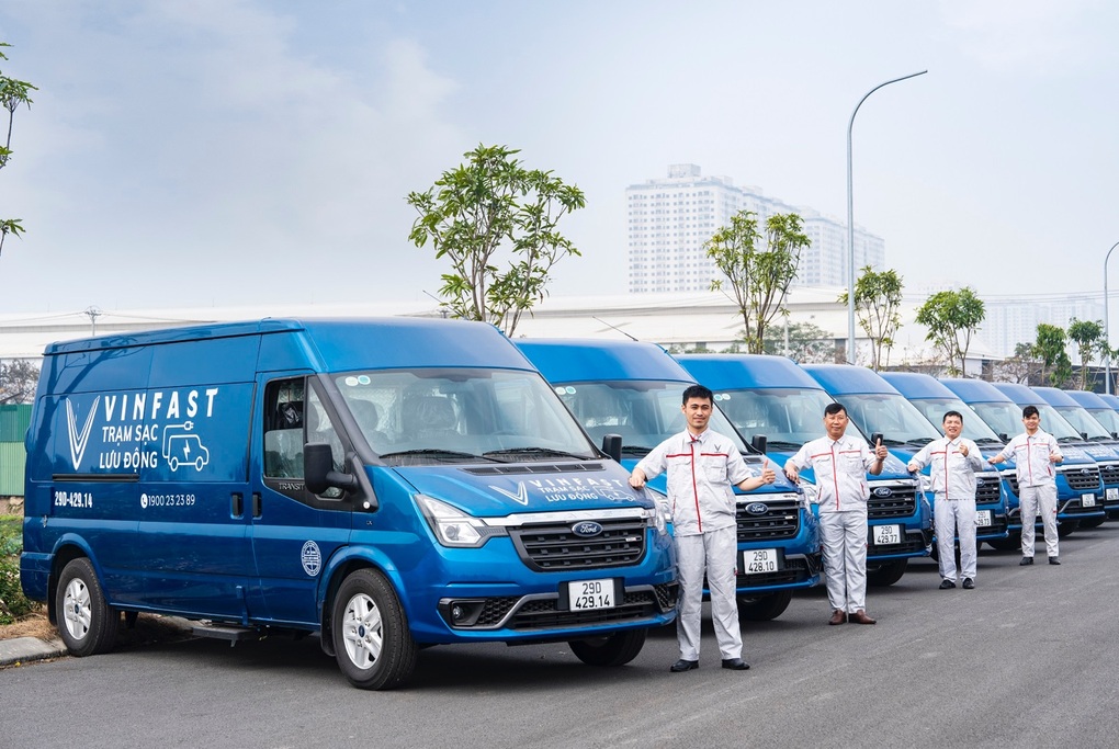 Vinfast triển khai dịch vụ sạc pin lưu động 24/7 trên toàn quốc - 2 Vinfast triển khai dịch vụ sạc pin lưu động 24/7 trên toàn quốc - 2