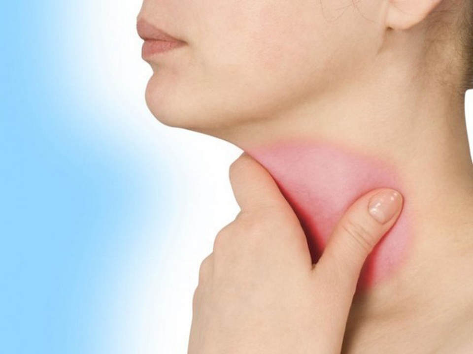 Thuốc lá, rượu - nguyên nhân chính làm tăng nguy cơ mắc ung thư thanh quản - 1 Thuốc lá, rượu - nguyên nhân chính làm tăng nguy cơ mắc ung thư thanh quản - 1