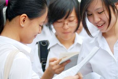 Đón đọc gợi ý bài giải và nhận xét đề thi trên Dân trí