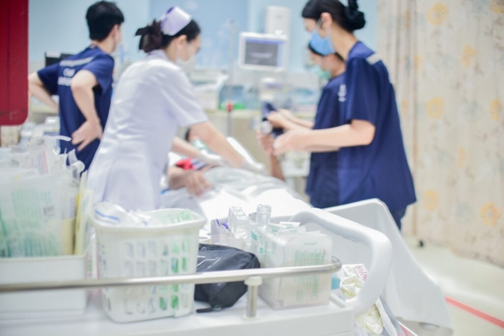 Bác sĩ trăn trở với các ca đột quỵ ở người trẻ, làm gì để phòng ngừa? - 1