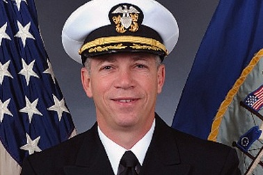 Mỹ sa thải chỉ huy tàu sân bay vì băng khiêu dâm