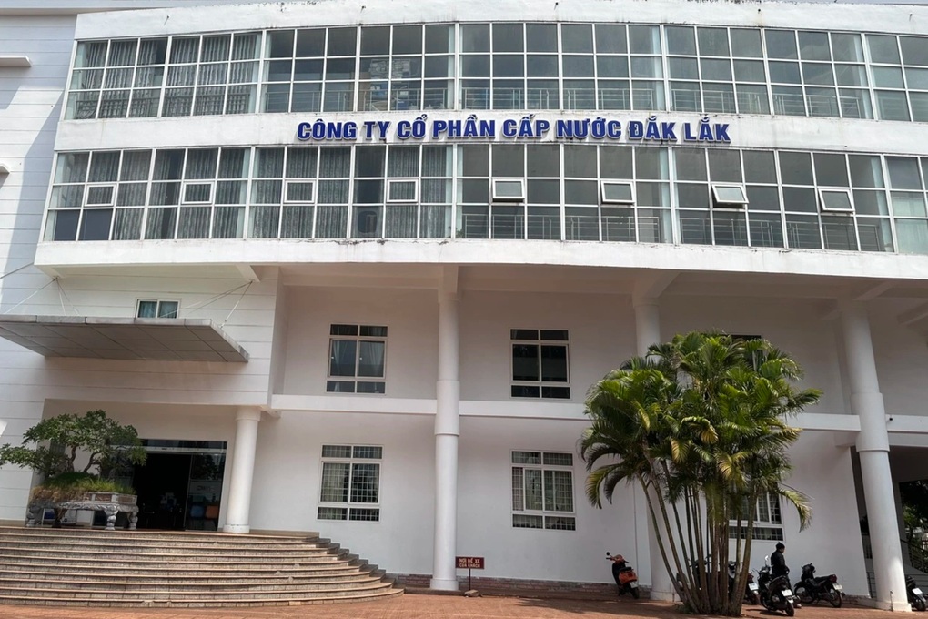 Vụ nhập nhằng giá bán nước tại Đắk Lắk: Có lỗi của Sở Tài chính - 2 Vụ nhập nhằng giá bán nước tại Đắk Lắk: Có lỗi của Sở Tài chính - 2