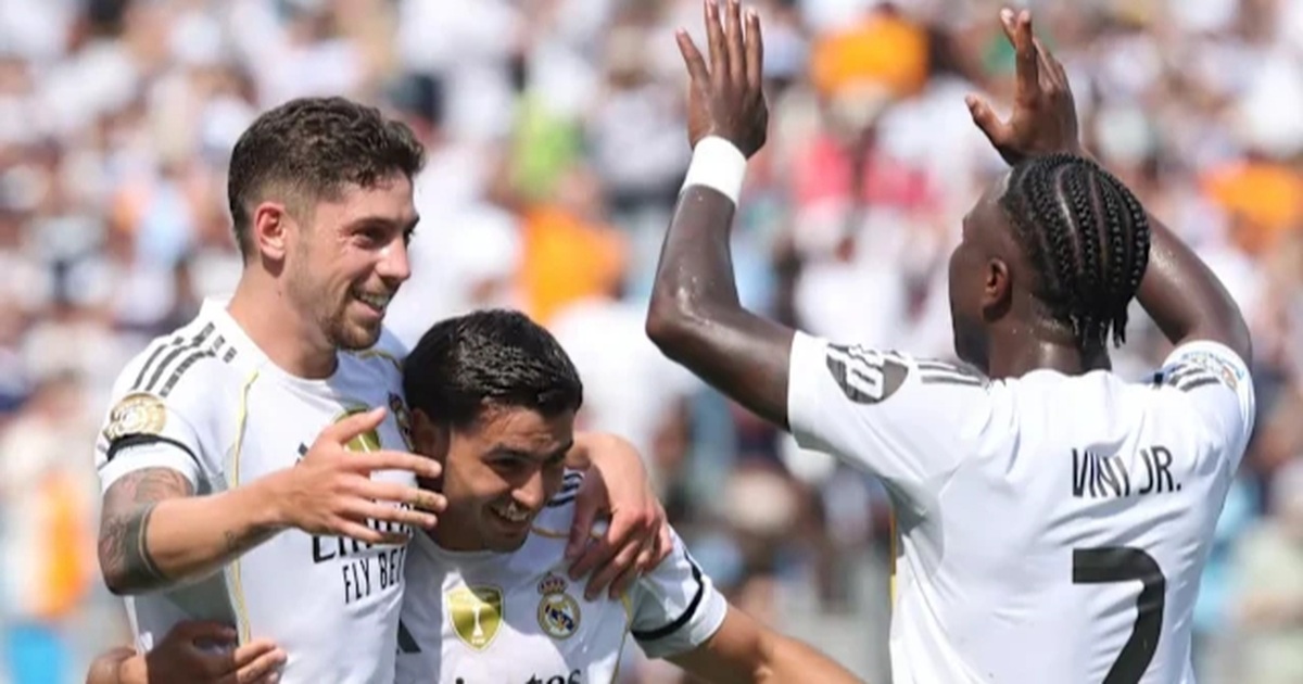 Chơi thiếu người, Real Madrid vẫn thắng tưng bừng ở FIFA Club World Cup