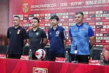 HLV Cristiano Roland: "U16 Việt Nam nỗ lực thắng U16 Trung Quốc"