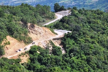 Chinh phục đèo Ngoạn Mục trên đường đến Đà Lạt