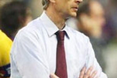 Wenger: “Chúng tôi buộc phải hài lòng...”