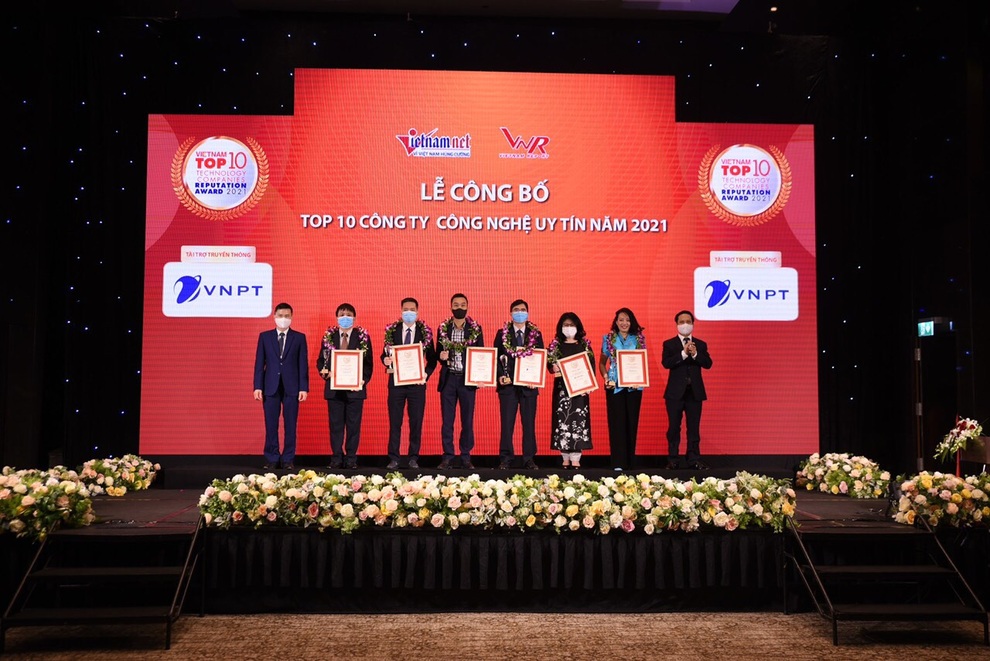 Viettel đứng đầu bảng xếp hạng Top 10 công ty công nghệ thông tin - Viễn thông uy tín - 2 Viettel đứng đầu bảng xếp hạng Top 10 công ty công nghệ thông tin - Viễn thông uy tín - 2