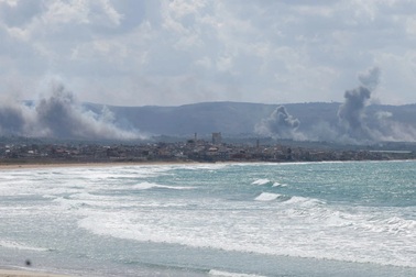 Israel mở chiến dịch quân sự trên bộ ở Li Băng, pháo kích dữ dội vùng biên