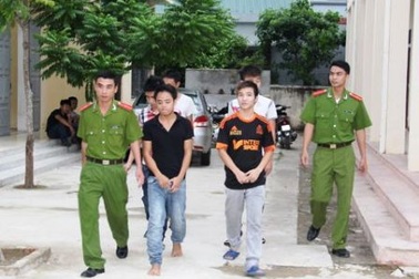 Bắt nhóm đối tượng 9x gây ra hàng chục vụ cướp 