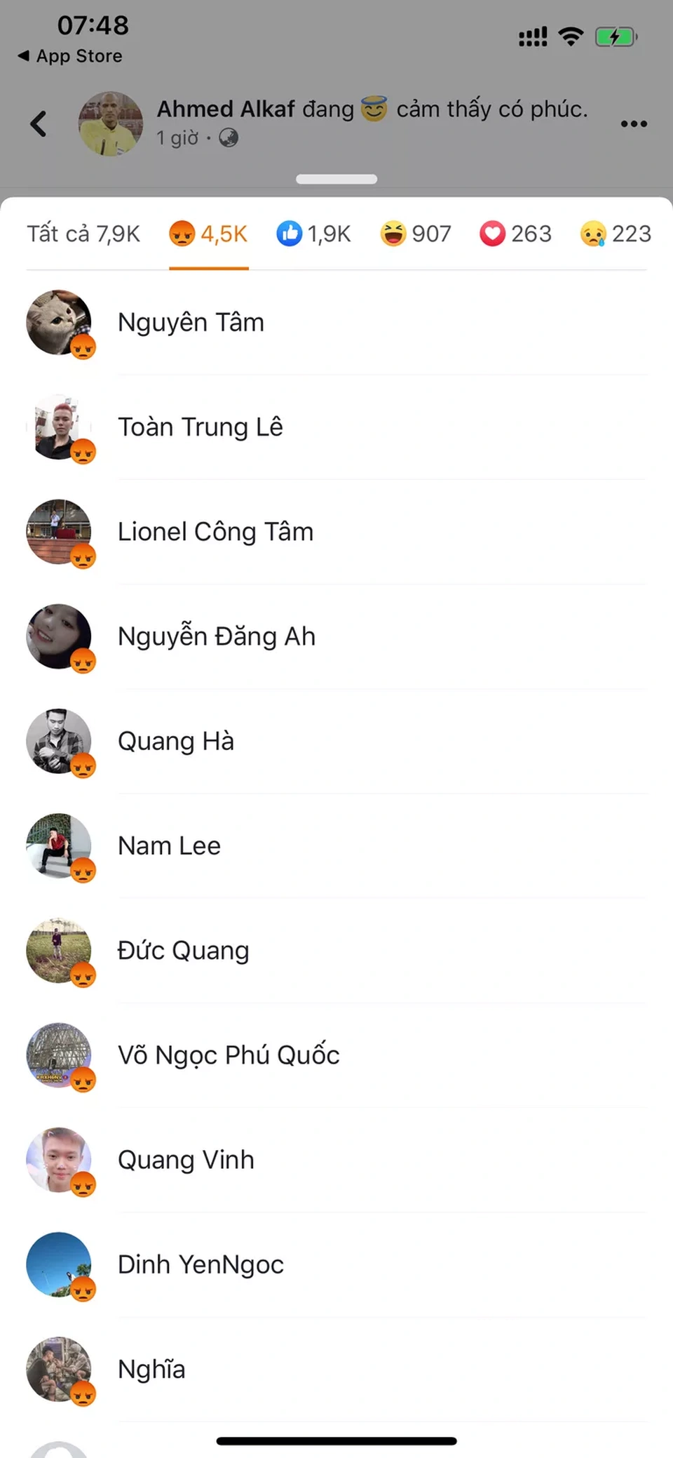 Nữ trợ lý trọng tài xinh đẹp đóng Facebook, Instagram vì cư dân mạng Việt làm loạn - 3 Nữ trợ lý trọng tài xinh đẹp đóng Facebook, Instagram vì cư dân mạng Việt làm loạn - 3
