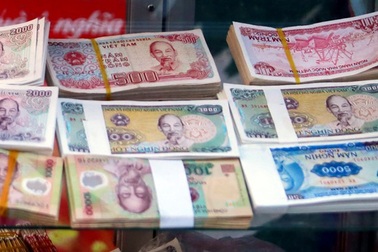 Tết Mậu Tuất 2018: Dịch vụ đổi tiền lẻ mệnh giá nhỏ "khó đất sống"?