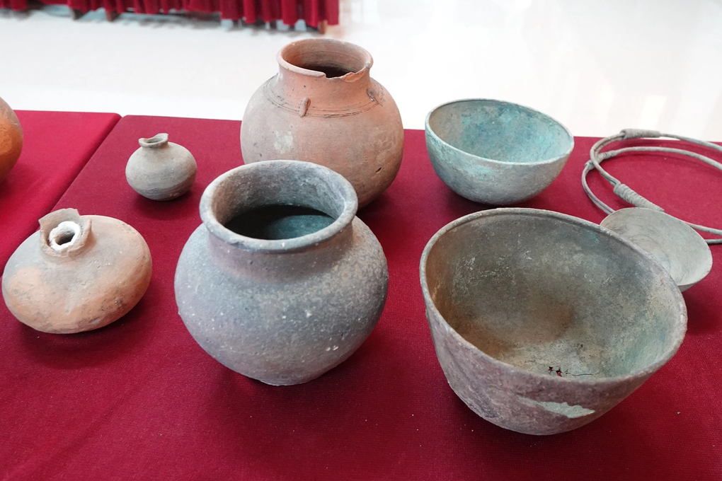 Nhiều binh khí của nghĩa quân Tây Sơn lần đầu tiên trưng bày - 2 Nhiều binh khí của nghĩa quân Tây Sơn lần đầu tiên trưng bày - 2